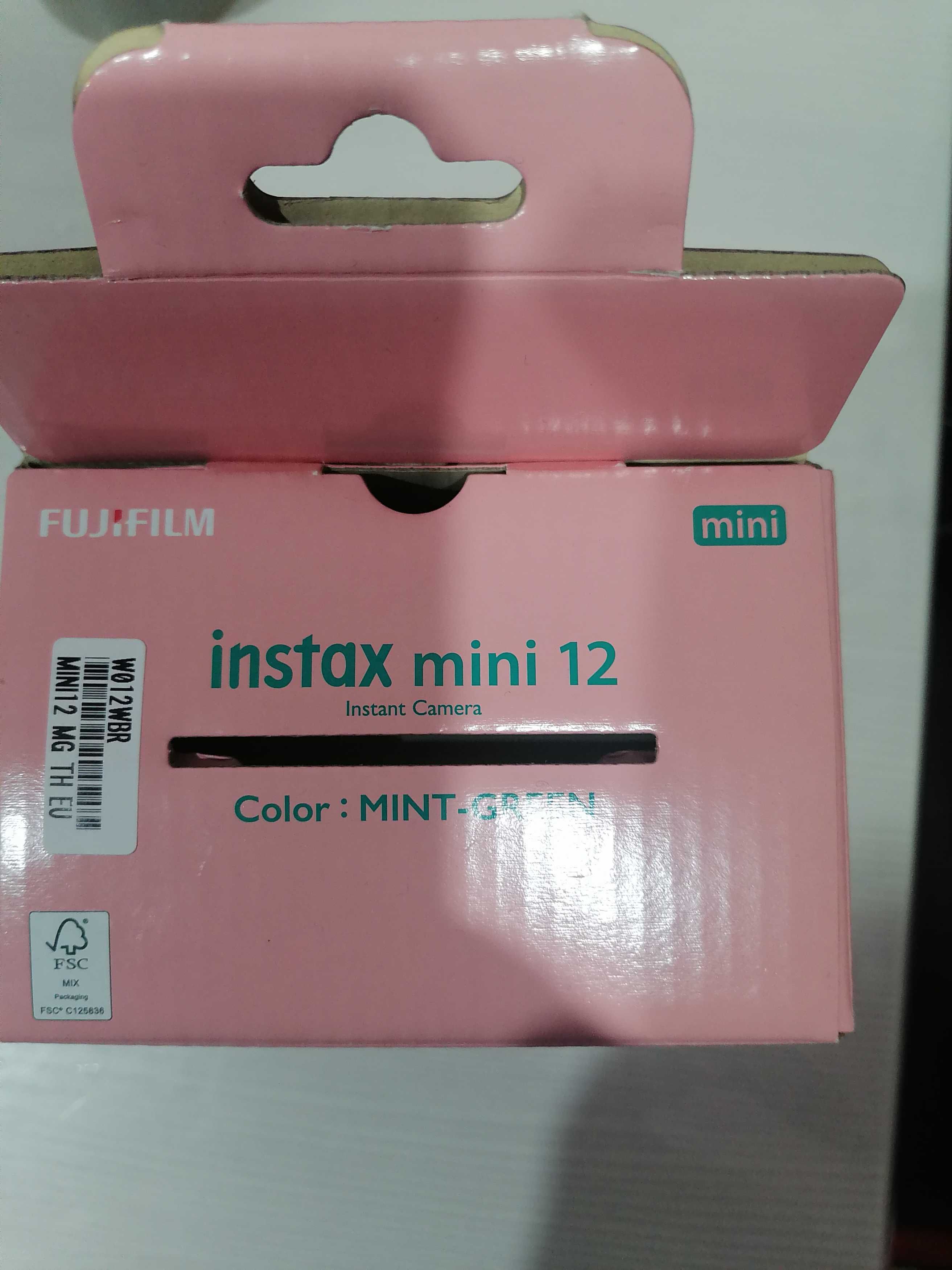 Инста камера.  instax mini 12