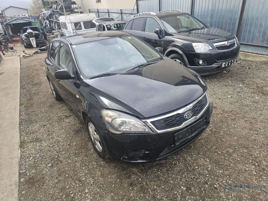 Dezmembrez KIA CEE`D JD 2011 1.4 CVVT G4FA 73KW|100HP