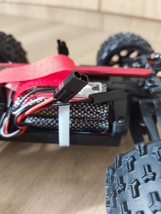 РС 4х4 детска кола