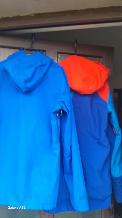 Gecii M bărbații ambele la 250