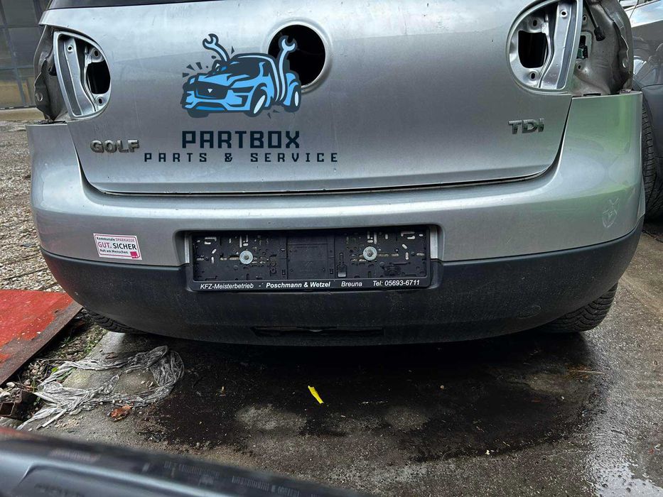 Задна броня VW Golf V 2006