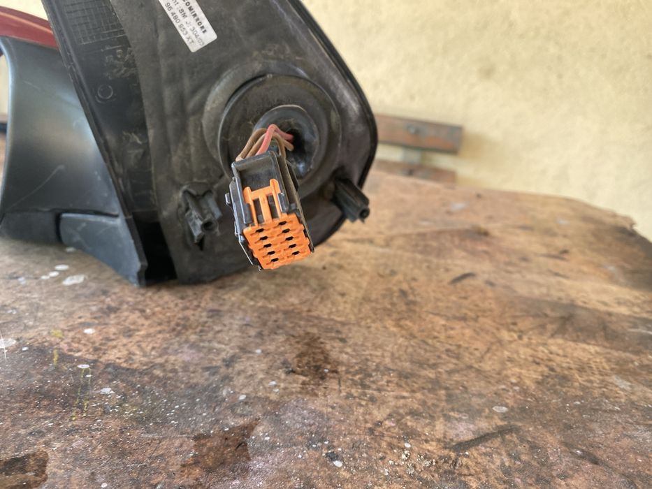 Ляво огледало за пежо 206