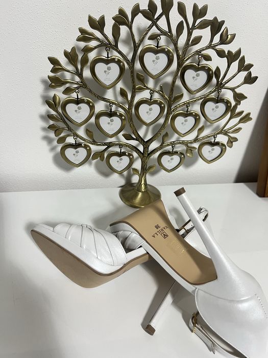 Vand pantofi de mireasa