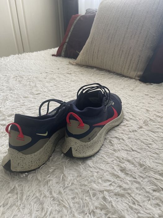 Nike Gore Tex puertati.Marimea 44