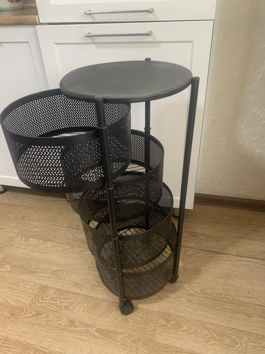 Продам этажерку железную