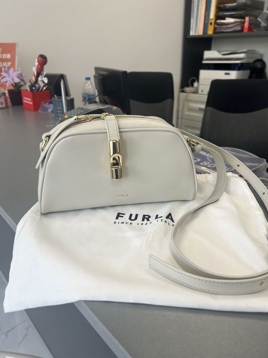 Оригинална чанта Furla
