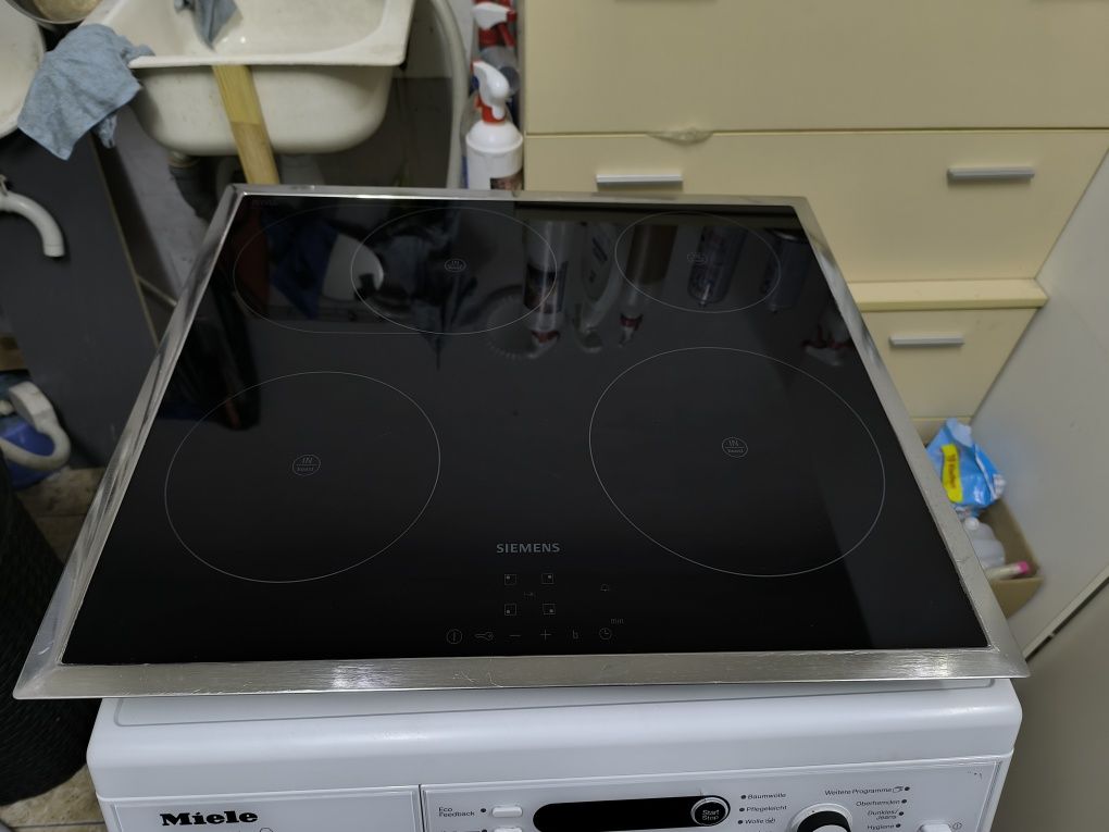 Индукционен плот Siemens EH645BB17E