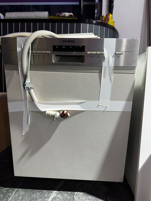 Bucătăriei adusă recent din Germania