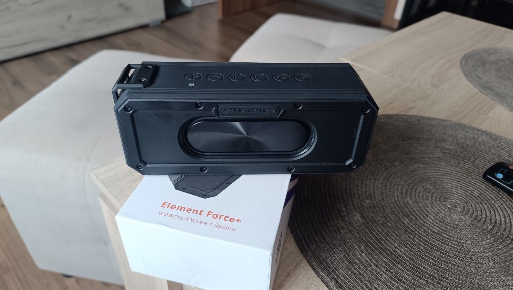 Тонколона tronsmart force +