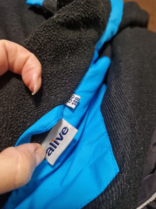 Geaca și pantalonii scky 134/140
