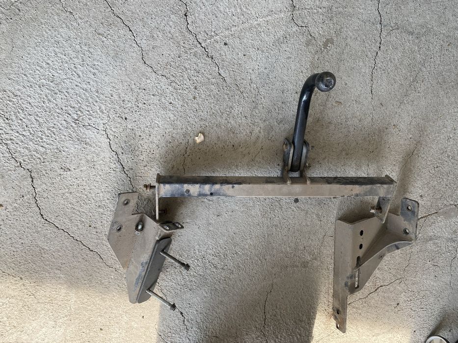 Фаркоп на Ravon Nexia R3, заводской оригинал, в хорошем состоянии