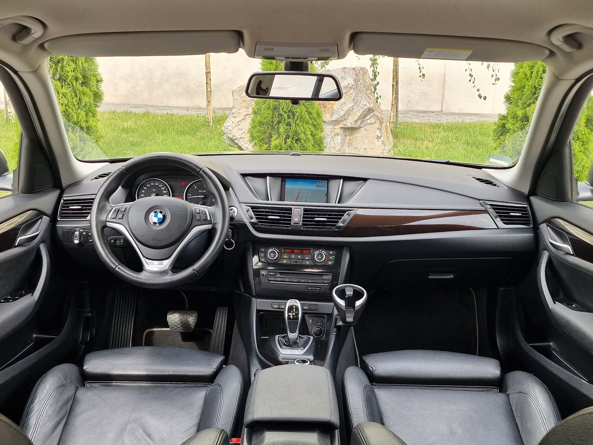 BMW X1-XDrive[4X4]=AUTOMAT= X-Line/Navi/Bi-Xenon/KeyLess-Entry/GO