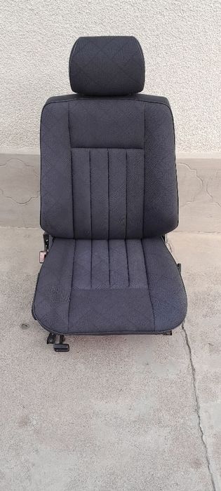 Водительски сидения 124 чёрный