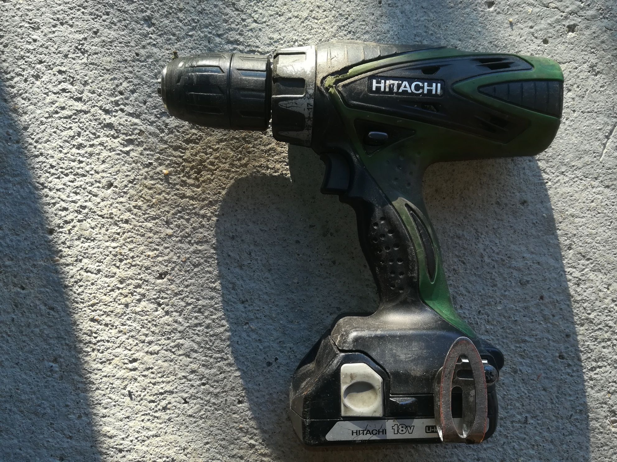 Scule cu acumulator dewalt bosch hitachi