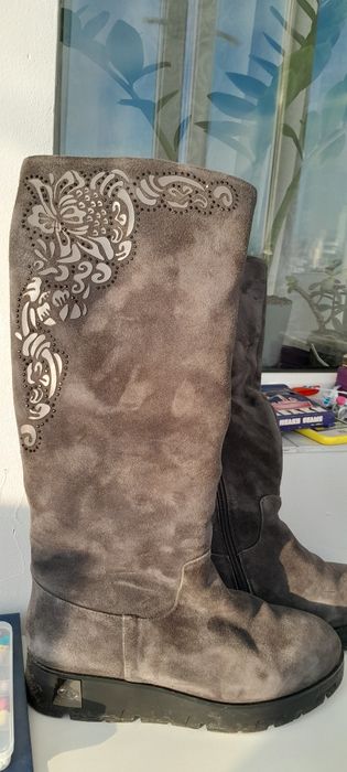 Продам зимние сапоги натуралка