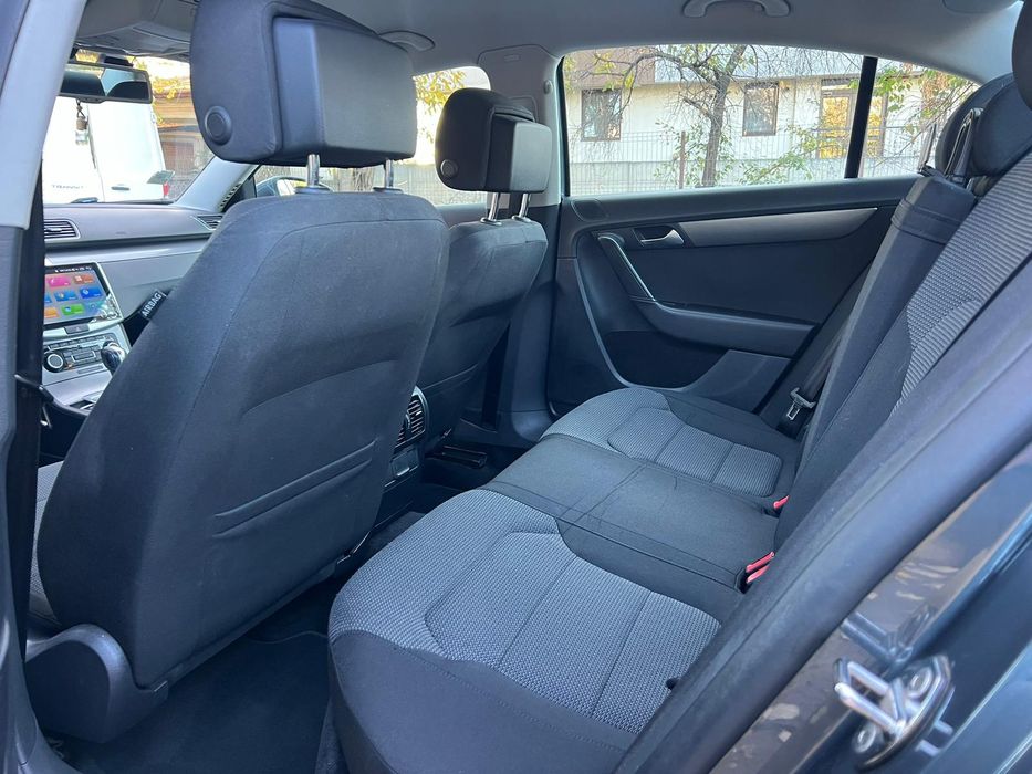 Wolkswagen Passat 2.0tdi cutie automata berlina