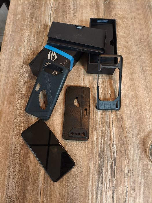 Asus rog 7 , 16 ram 512 g