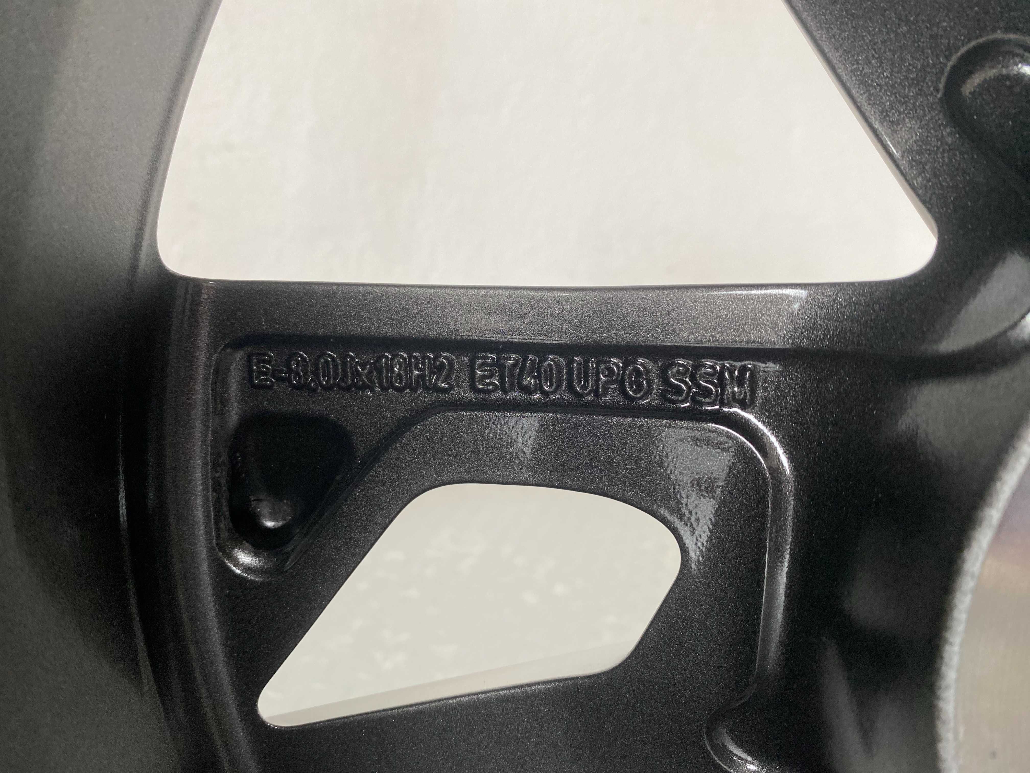 Нови 8W0601025EK 18" Оригинални Джанти Audi A4 S4 A6 C7 C8 Q5