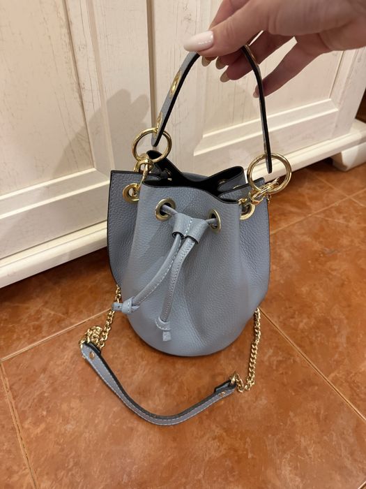 Сумочка из натуральной телячьей кожи. Новая . Италия .