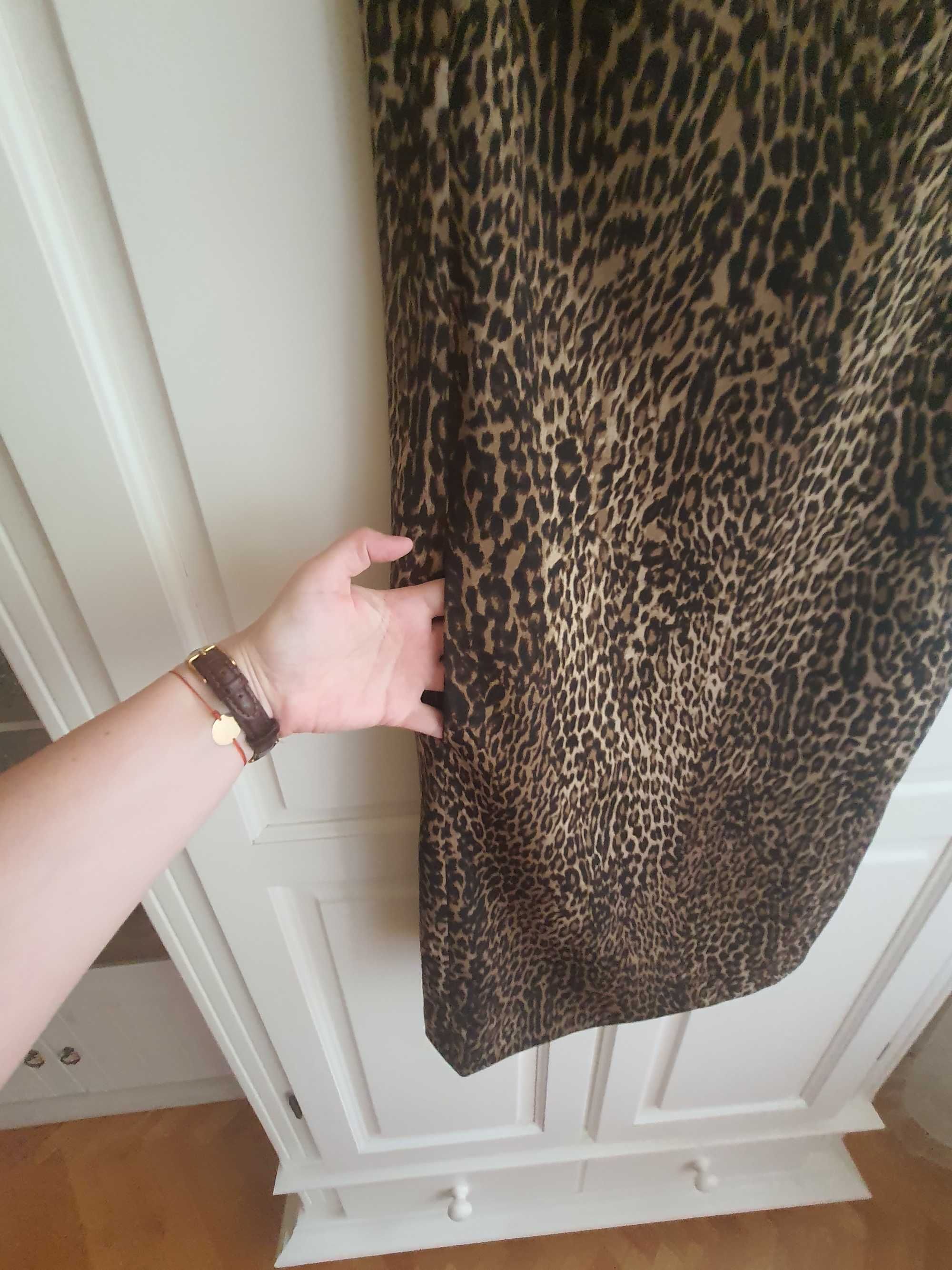 Vand rochie animal print, Marie - Mero, noua, model cambrat