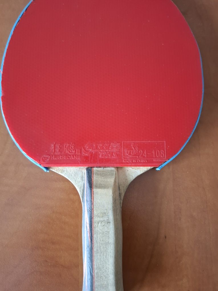 Paletă tenis de masă DHS cu fețe Hurricane 3 Neo