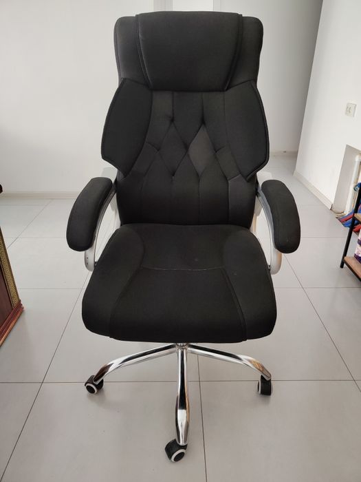 Офисный кресло !