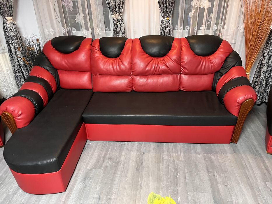 Canapea extensibila + 2 fotolii din piele