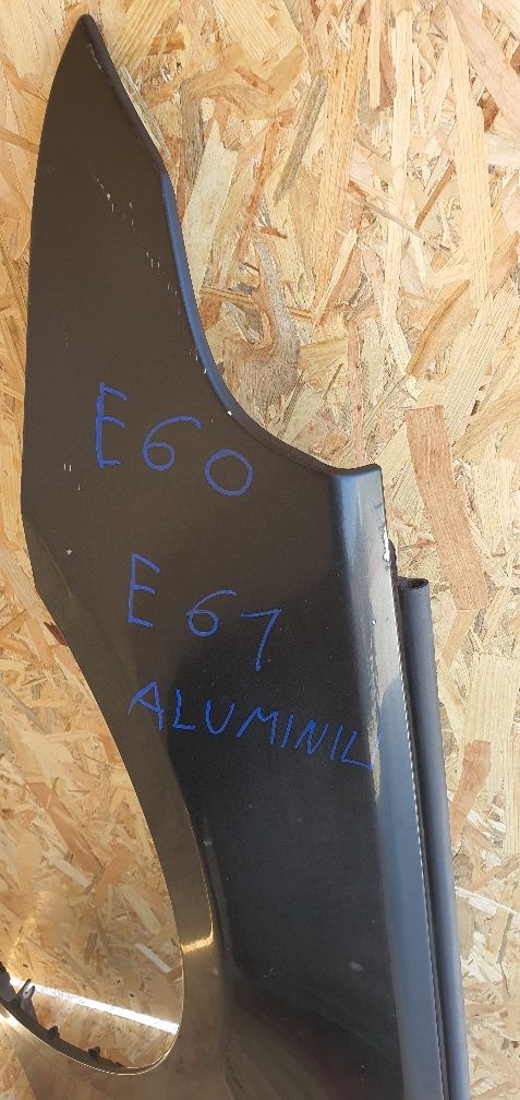 Aripă dreapta BMW E81/E87 BMW E60/E61 stânga Aluminiu