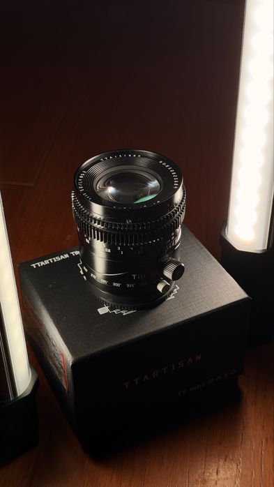 Obiectiv Foto TTArtisan 50mm 1.4 Tilt Shift