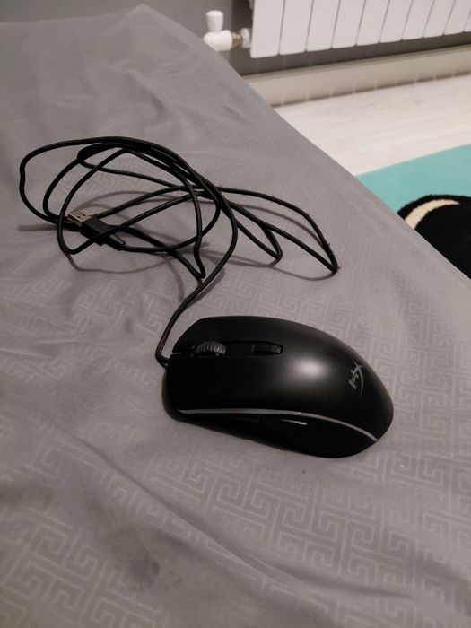 Продаю HyperX Pulsefire Surge RGB