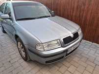 Skoda Octavia 2006 putin accidentata in spate - pentru piese