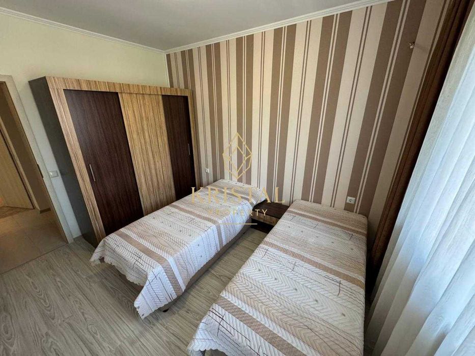 Продава се Тристаен апартамент в к.к. Слънчев бряг - 82 кв.м за 1592 €/кв.м - Снимка #11