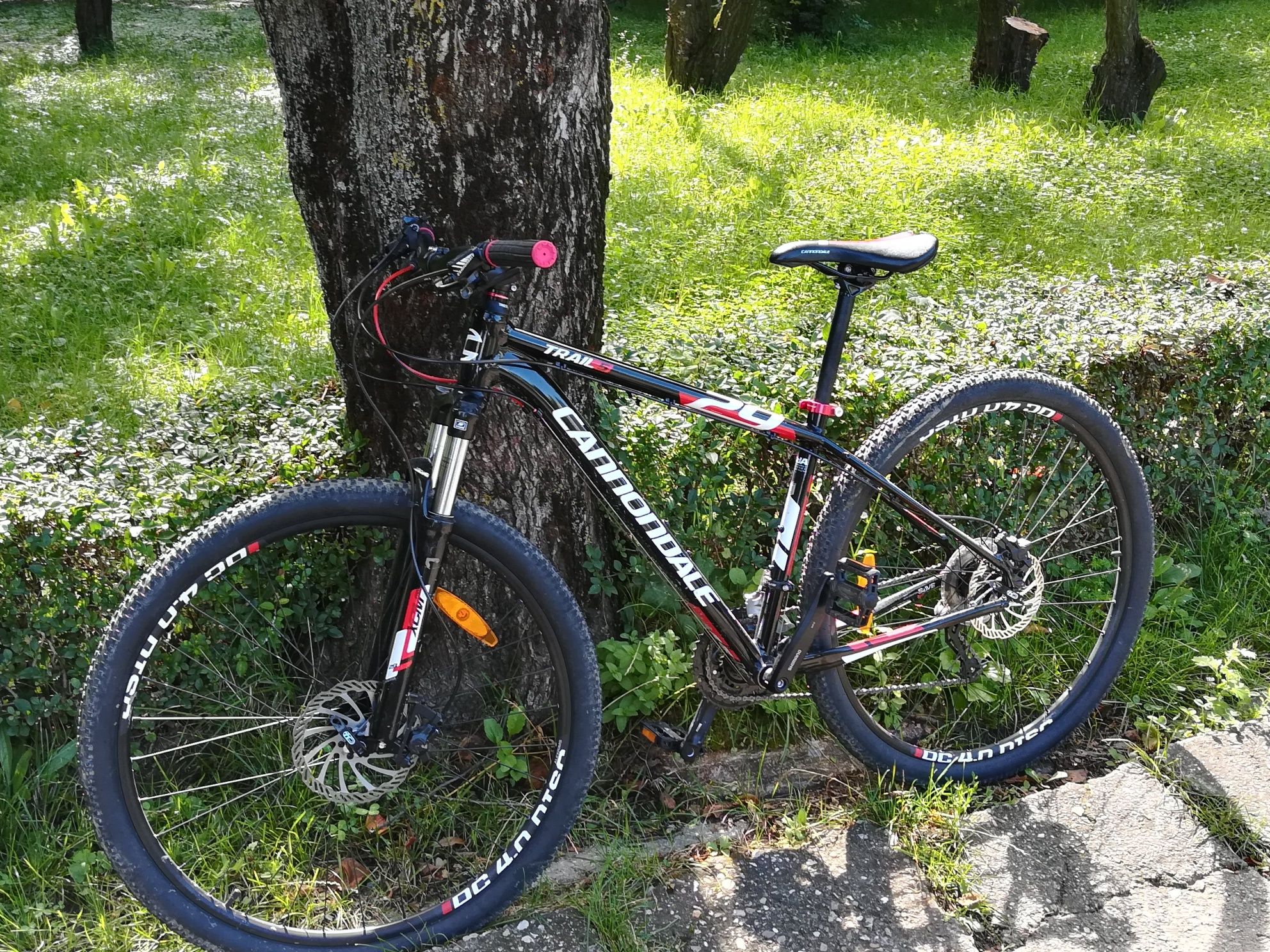 Biciclta cannondale trial 5, 29