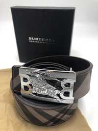 Curea Burberry poze reale