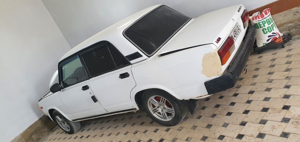 Vaz 21 07 oq 1984 yil benzin
