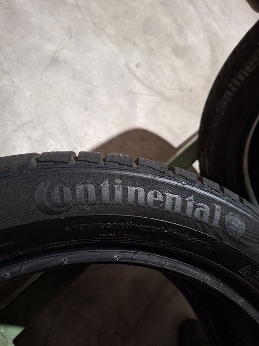 2 Anvelope de iarnă 225 50 r18 Continental RSC