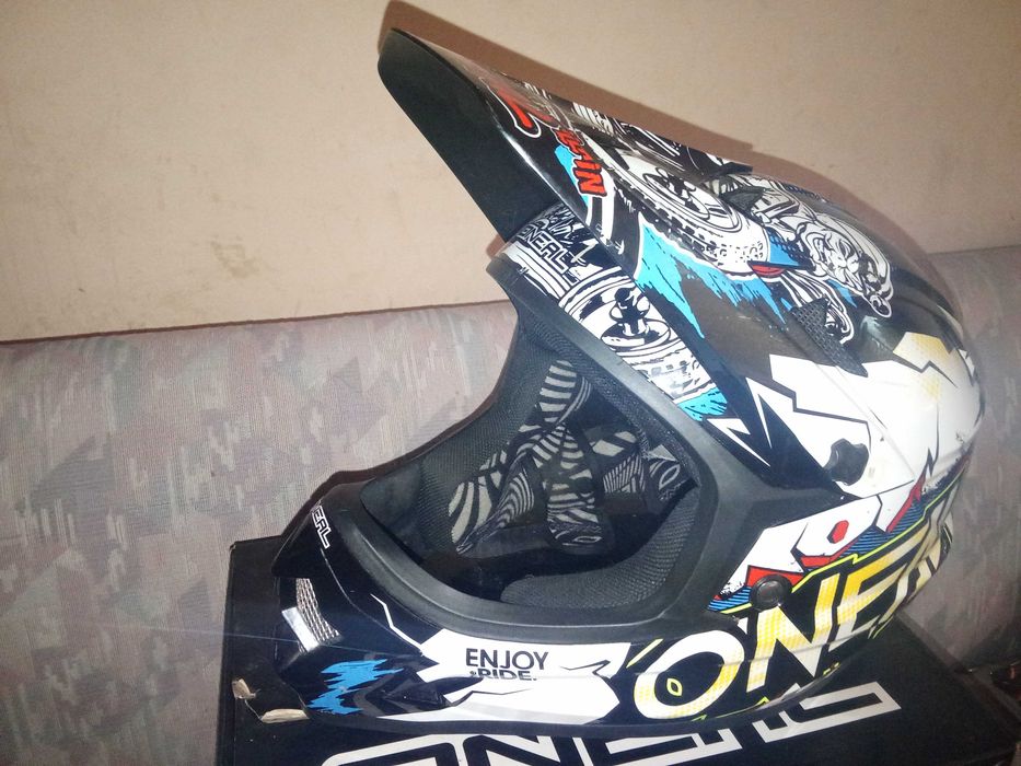 Каска ONEAL Backflip RL2 Villain М