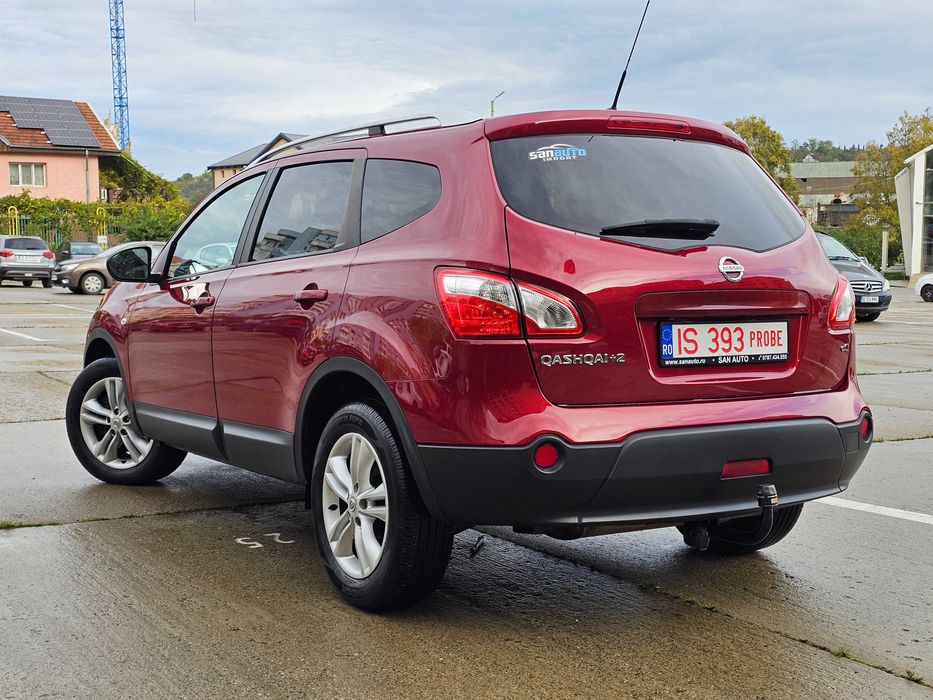Nissan Qashqai 4x4 2011 2.0dCi 150CP euro 5 7 locuri / RATE fara avans