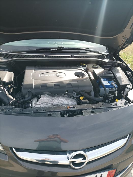 Opel astra j 2.0 2013