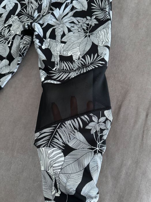 Страхотен клин DKNY