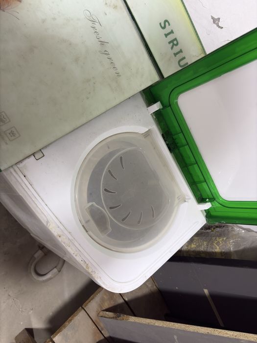 Полуавтоматическая стиральная машина