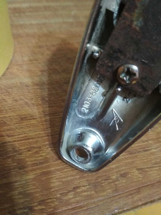 Автозапчасть. Ваз 2103-06. Боковое зеркало наружное.