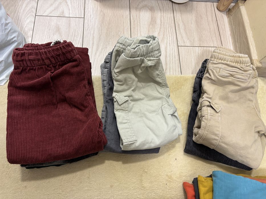 Панталон HM Reserved нови