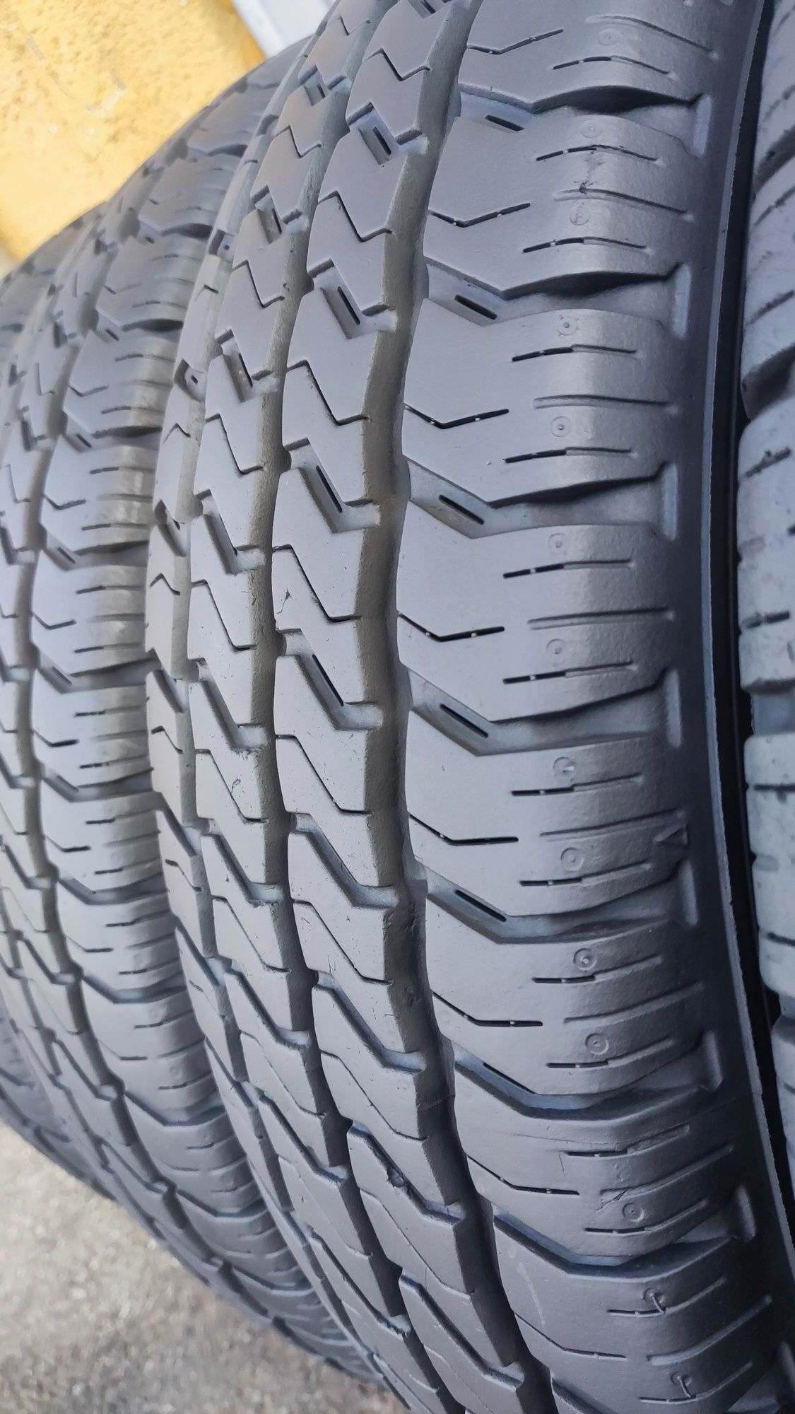 4бр. бусови гуми 195/75/16C,  Sava Trenta
dot21
9.3mm
Много добро съст
