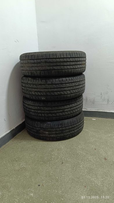 Vând anvelope vara 225 60 18