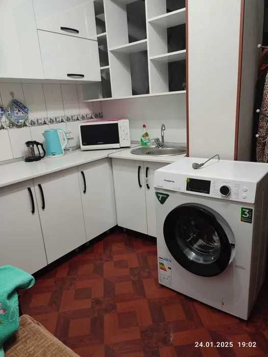 квартира 1/1/4 кирпич, Юнусабадский р-он (Универсам)