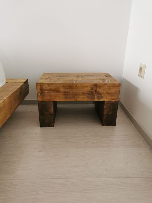 Pat din grinzi cu 2 noptiere