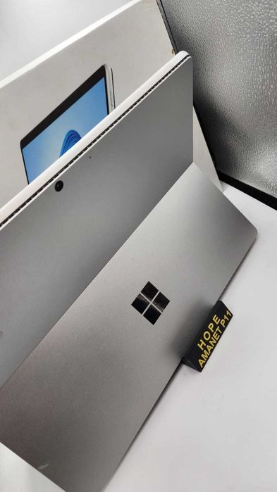 Hope Amanet P11- MICROSOFT SURFACE PRO 8/intel I7/256GB SSD/16 GB RAM