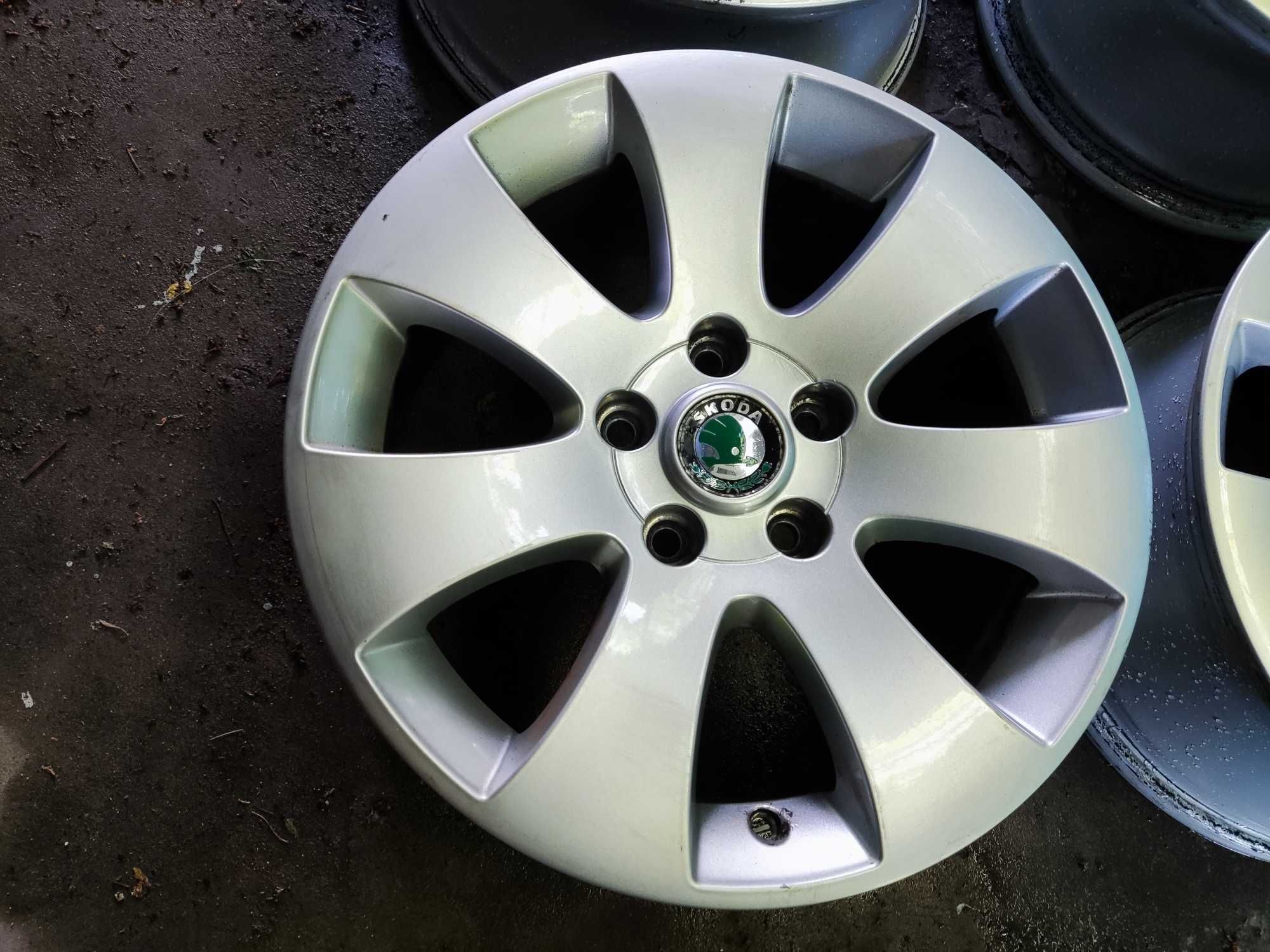 Шкода оригинални 5х112 - 16 цола алуминиеви лети джанти Skoda .