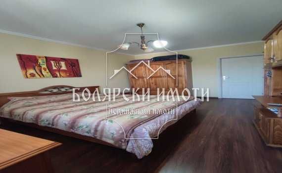 Продава се Тристаен апартамент в Велико Търново, Център - 84 кв.м за 1512 €/кв.м - Снимка #7